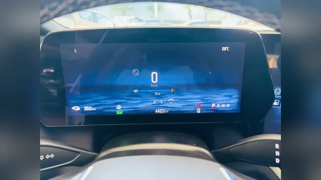 Chevrolet Equinox EV - Imagem 15