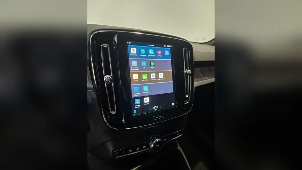 Volvo C40 Recharge - Imagem 13