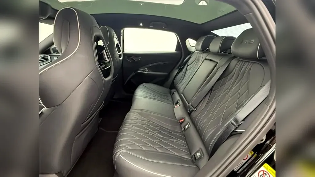 BYD Seal - Imagem 13