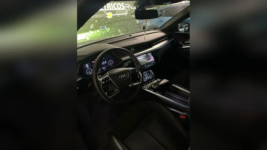 Audi E-tron Sportback - Imagem 5