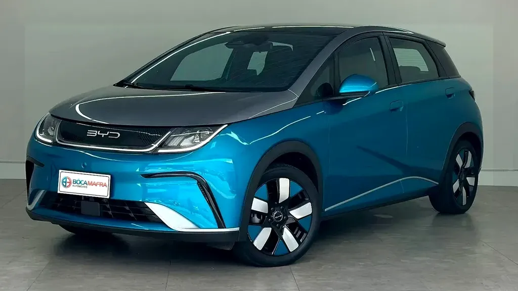 Foto de um byd dolphin plus