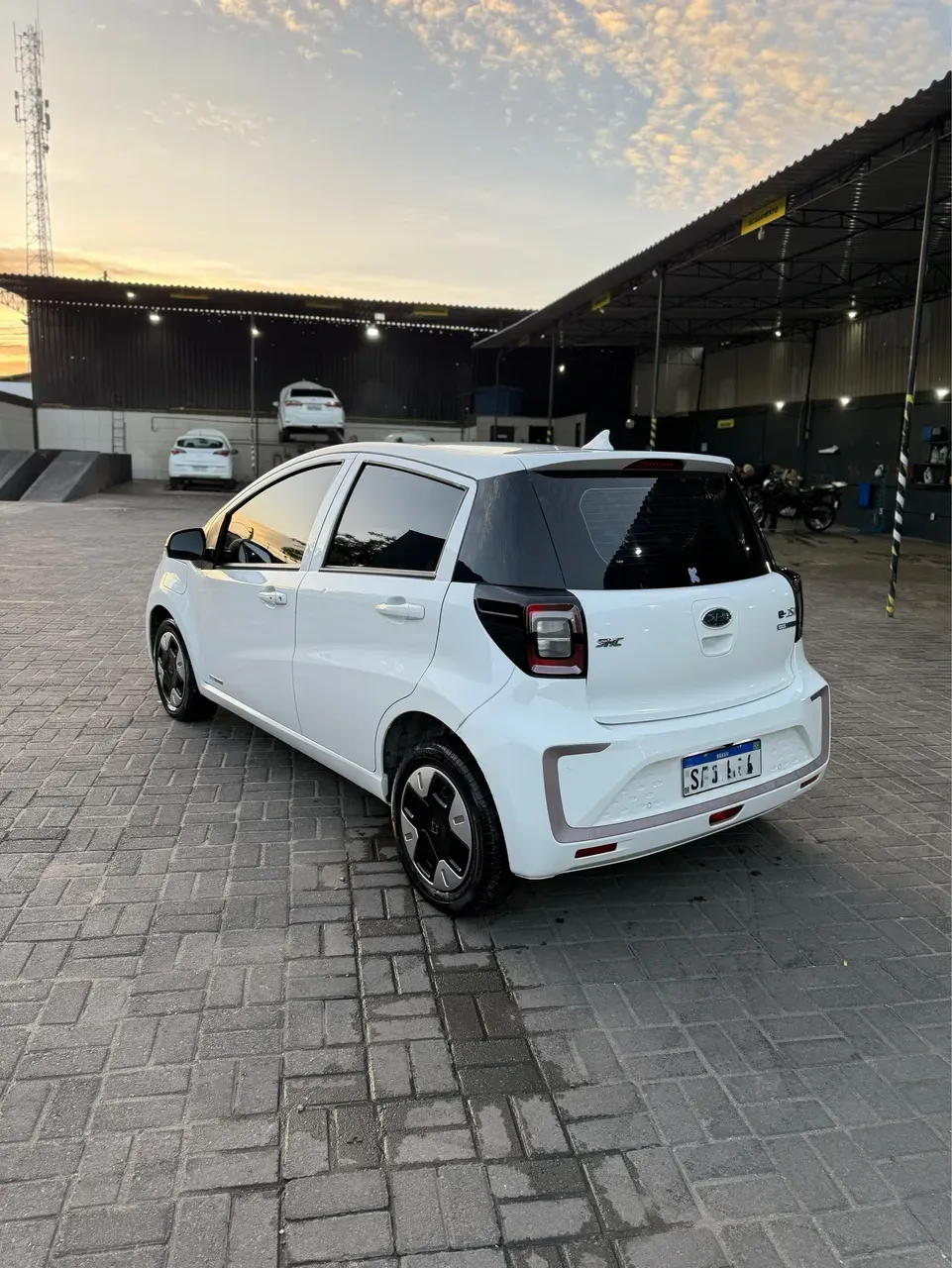 JAC E-JS1 - Imagem 2