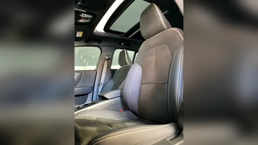 Volvo XC40 Recharge - Imagem 10