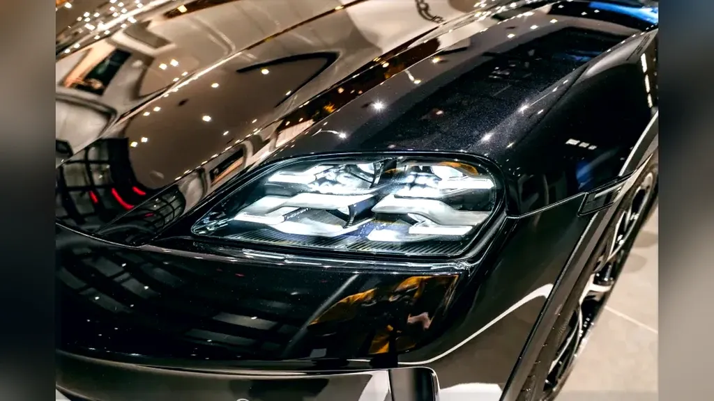 Porsche Taycan - Imagem 15