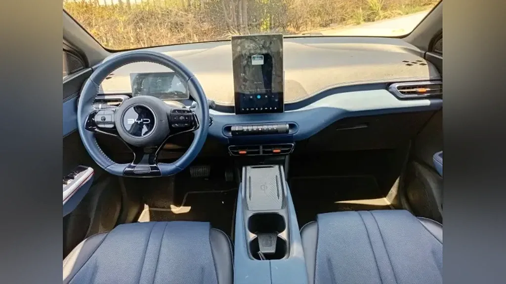 BYD Dolphin - Imagem 12