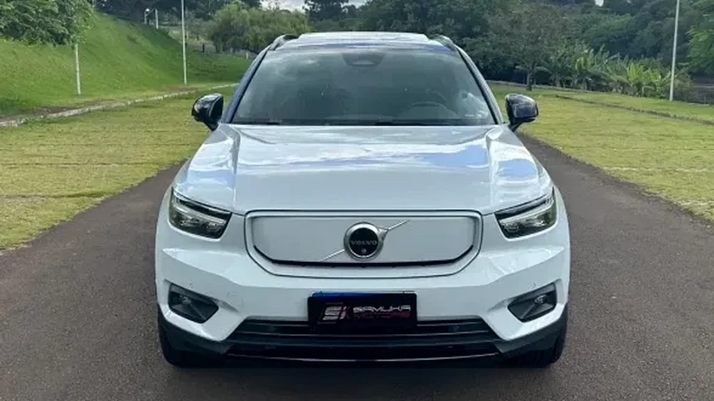 Volvo XC40 Recharge - Imagem 2