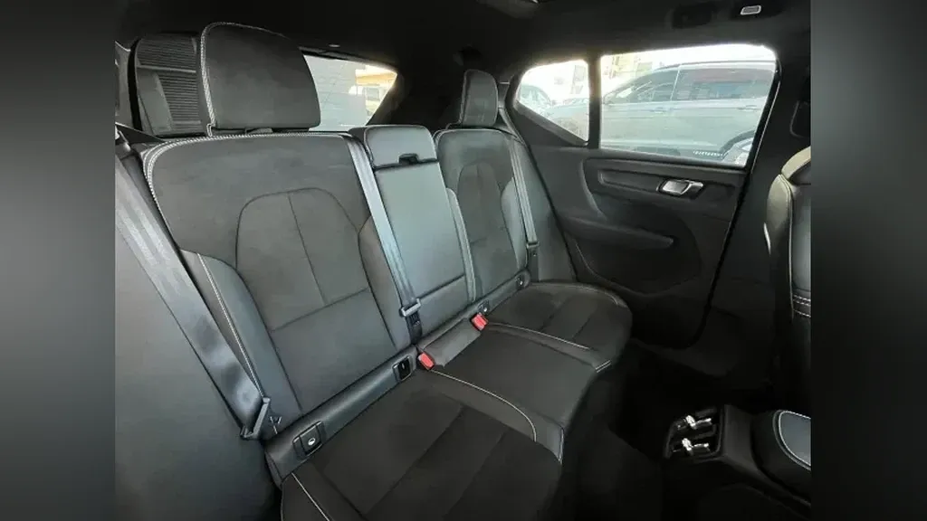 Volvo XC40 - Imagem 8