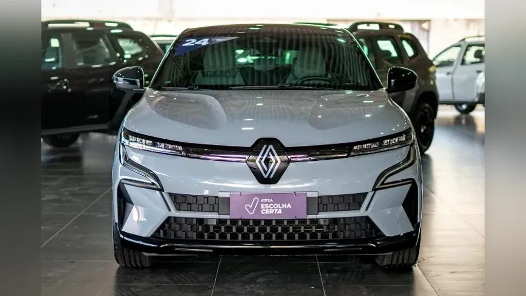 Renault Megane E-tech Electric - Imagem 2