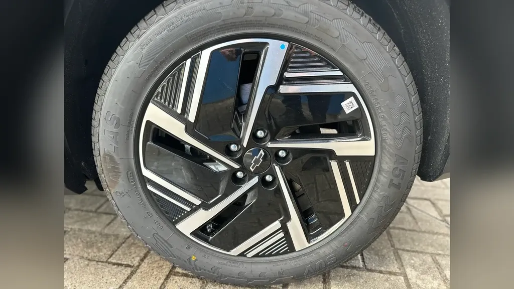 Chevrolet Captiva EV - Imagem 5