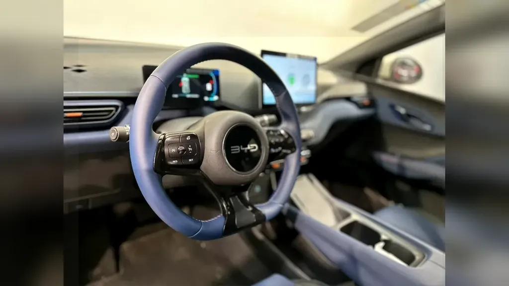 BYD Dolphin - Imagem 8