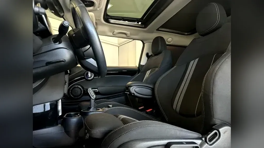 Mini Cooper SE - Imagem 10