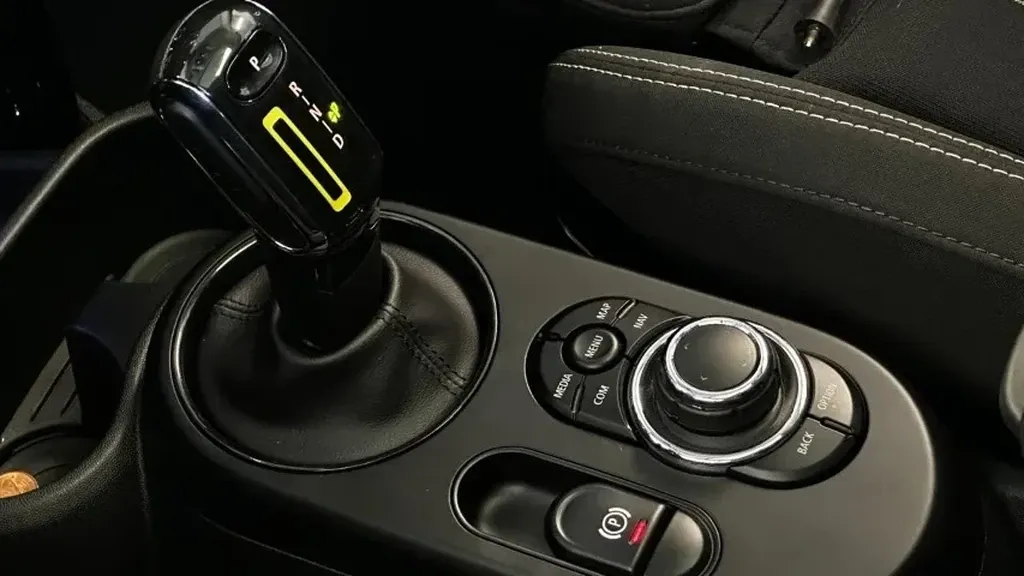 Mini Cooper SE - Imagem 16