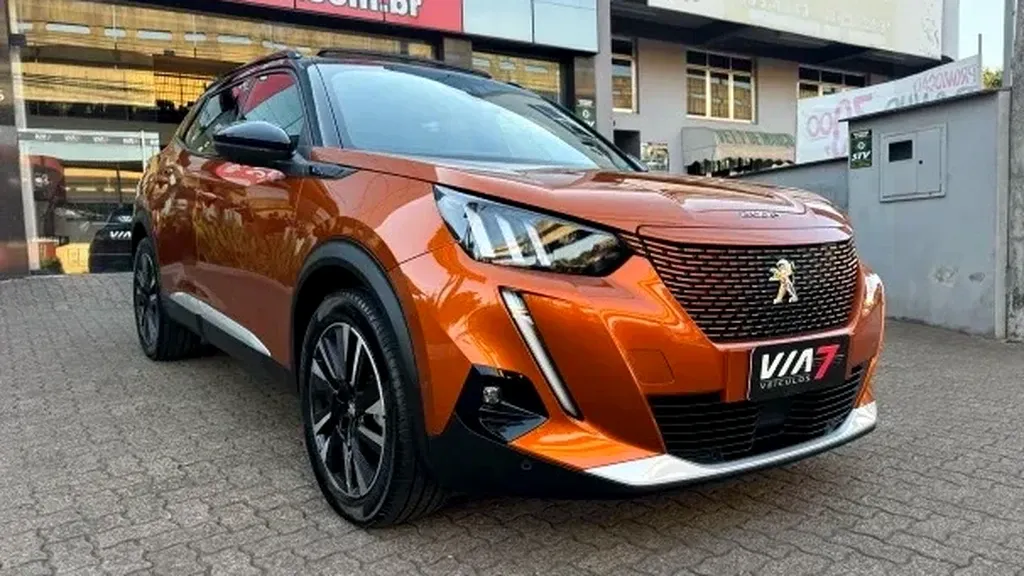 Peugeot E-2008 - Imagem 4