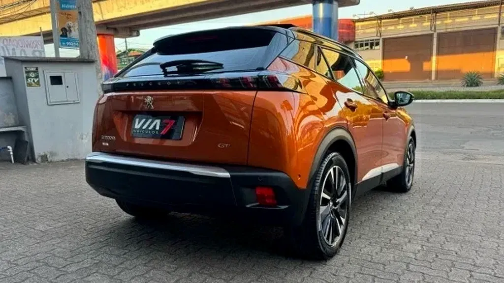 Peugeot E-2008 - Imagem 9