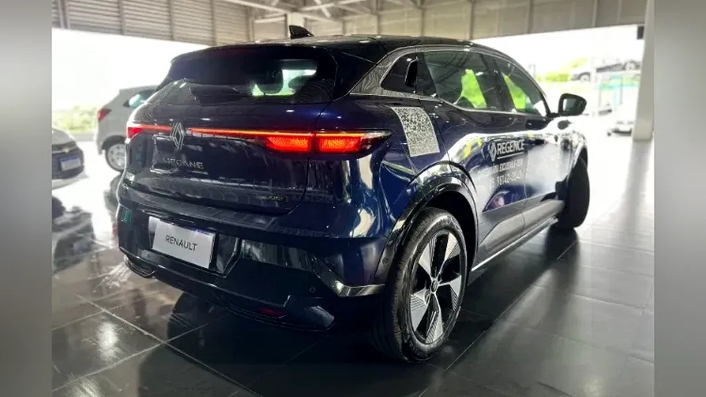 Renault Megane E-tech Electric - Imagem 4
