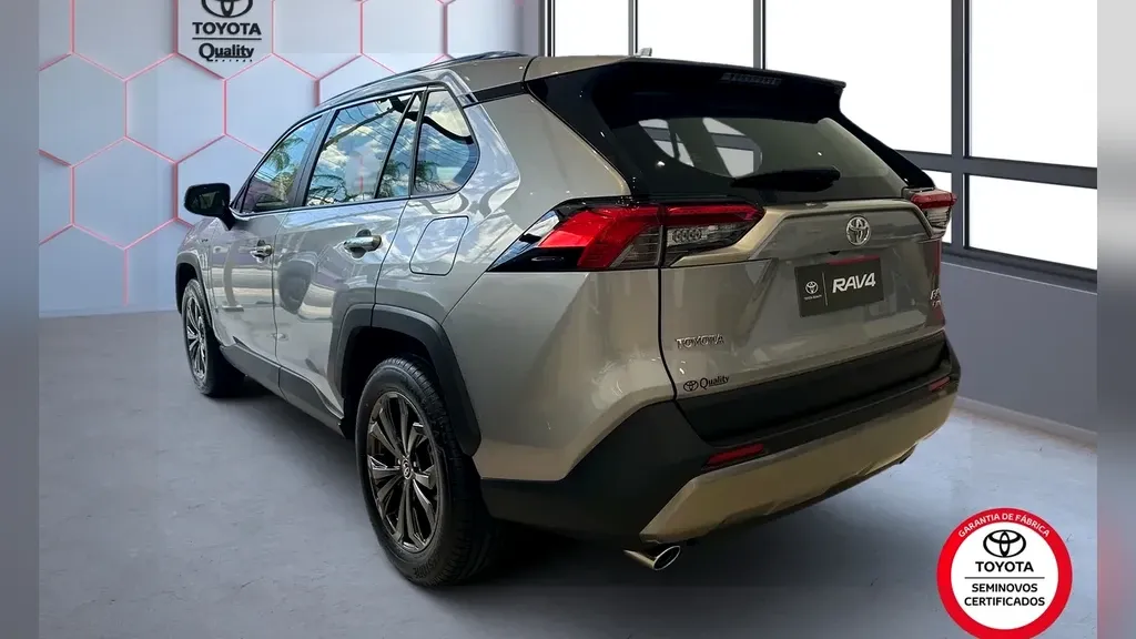 Toyota Rav4 EV - Imagem 3