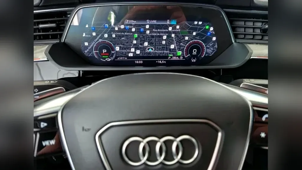 Audi E-tron Sportback - Imagem 10