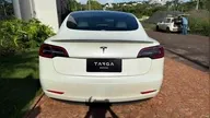 Tesla Model 3 - Miniatura 3