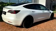 Tesla Model 3 - Miniatura 4
