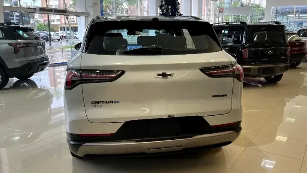 Chevrolet Captiva EV - Imagem 7