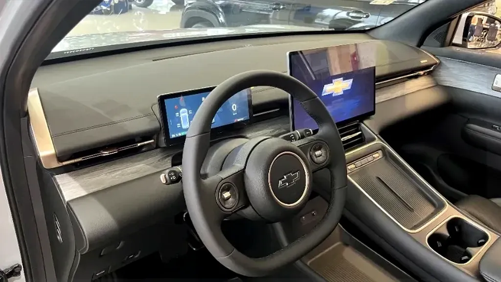 Chevrolet Captiva EV - Imagem 13