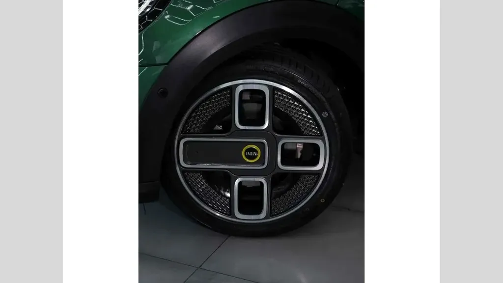 Mini Cooper SE - Imagem 5