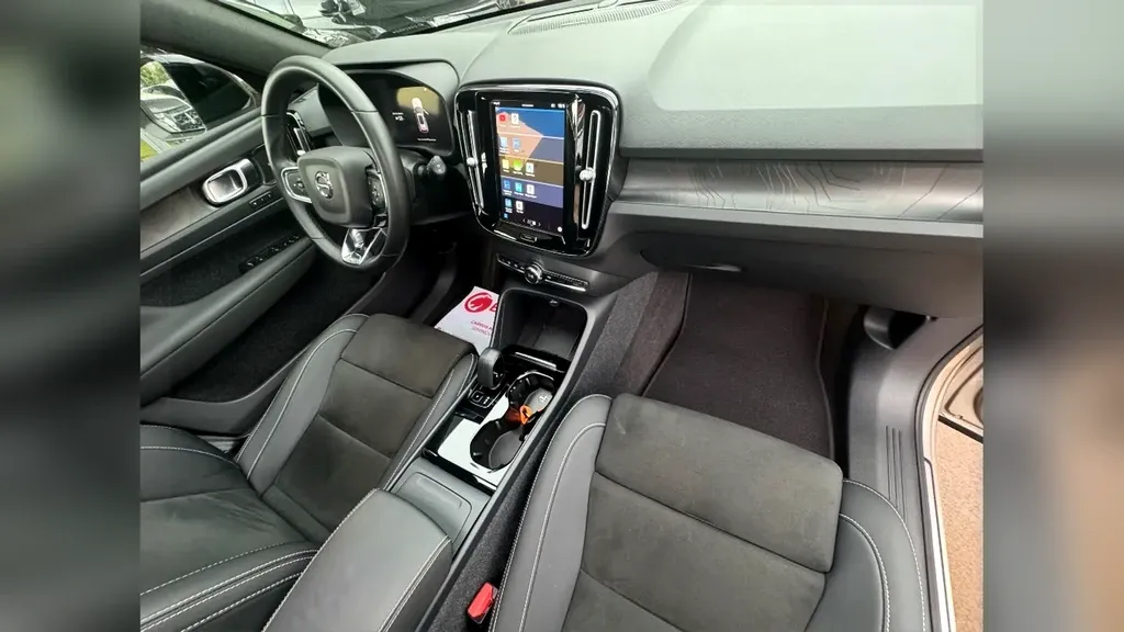 Volvo XC40 - Imagem 10