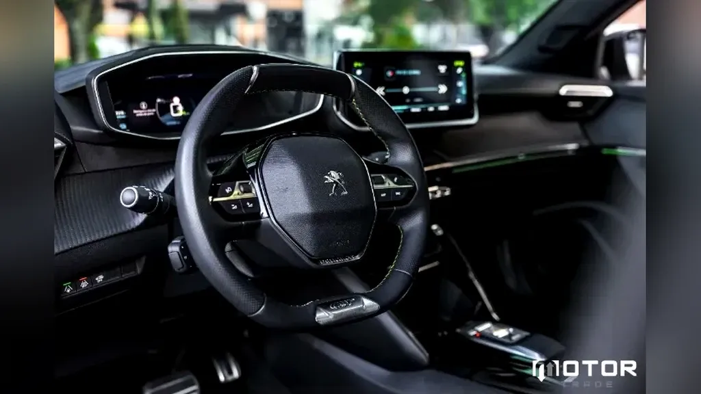 Peugeot E-2008 - Imagem 18