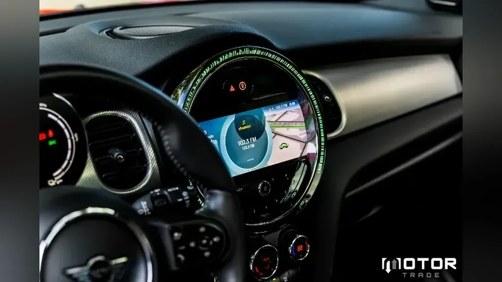 Mini Cooper SE - Imagem 15