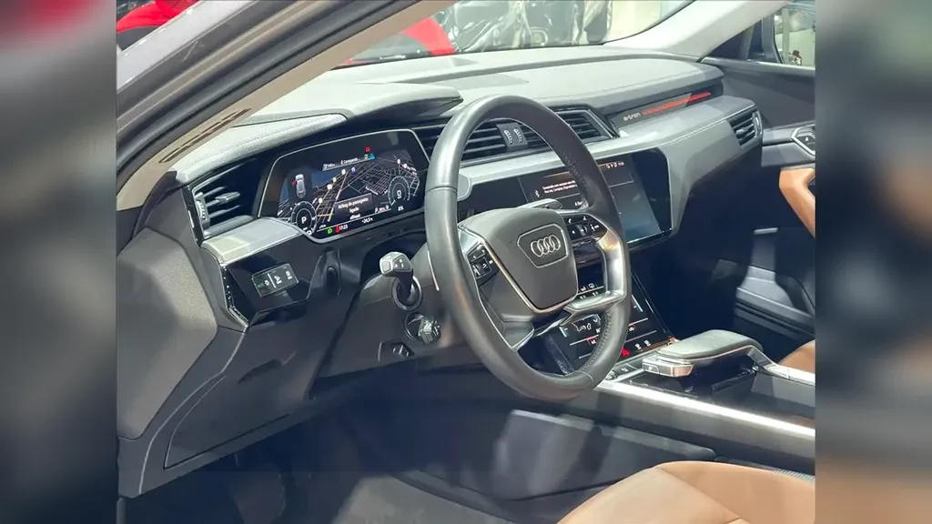 Audi E-tron Sportback - Imagem 6