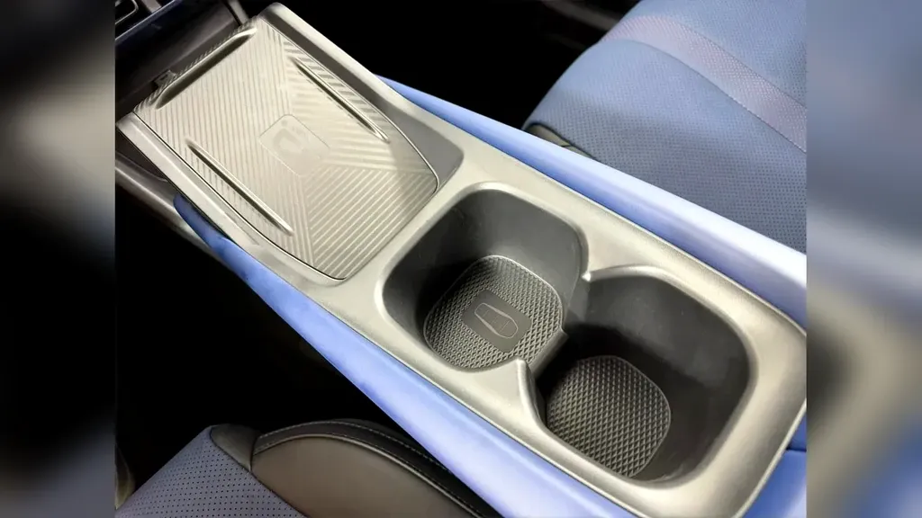 BYD Dolphin - Imagem 13