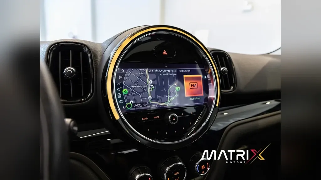 Mini Cooper SE - Imagem 13