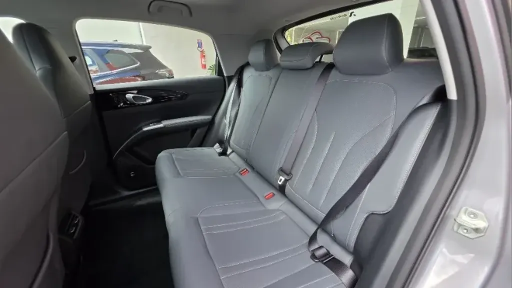 Geely EX2 - Imagem 11