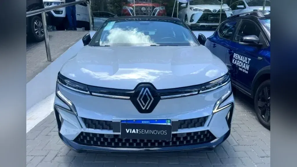 Renault Megane E-tech Electric - Imagem 2