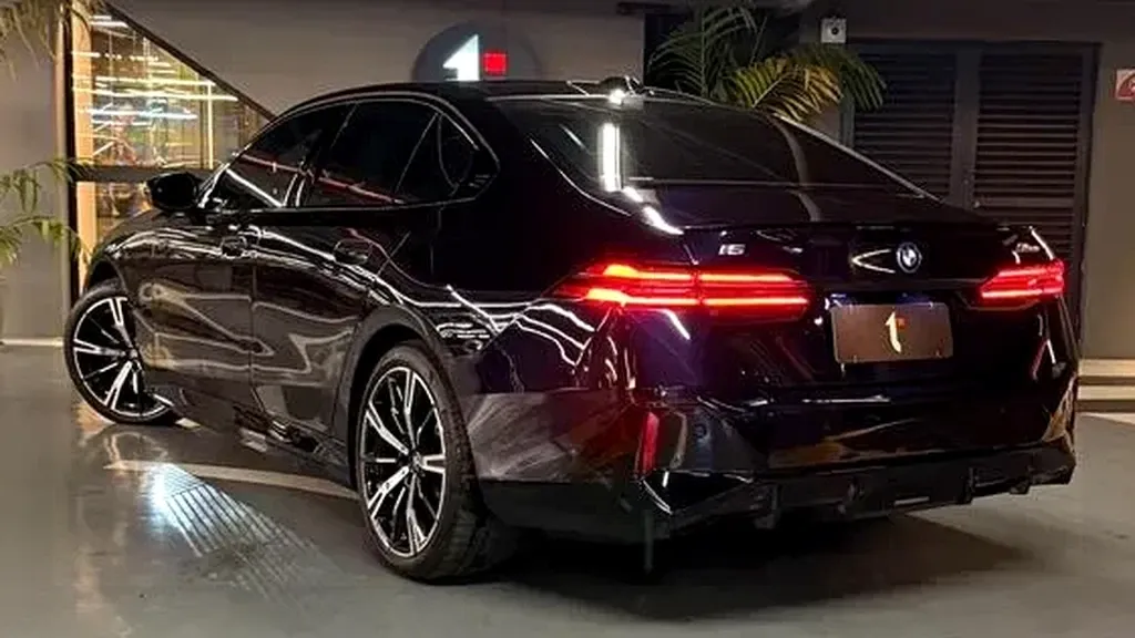 BMW I5 M60 - Imagem 6