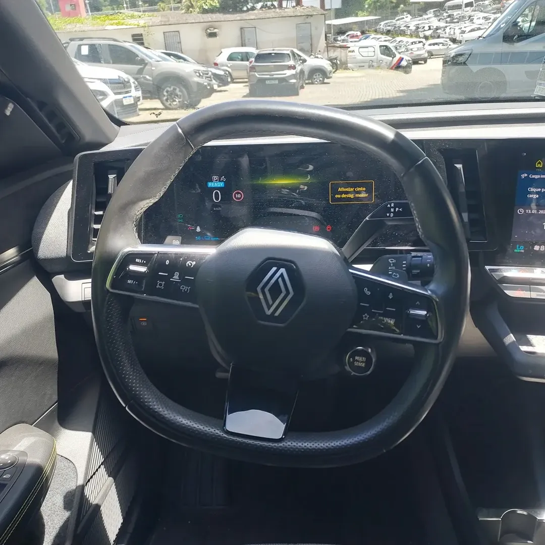 Renault Megane E-tech Electric - Imagem 14