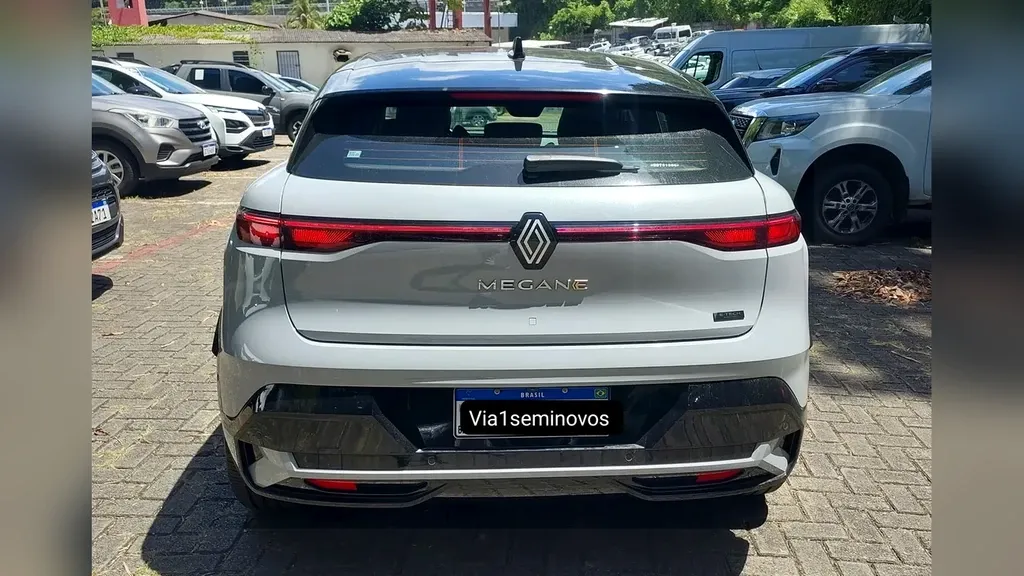 Renault Megane E-tech Electric - Imagem 5