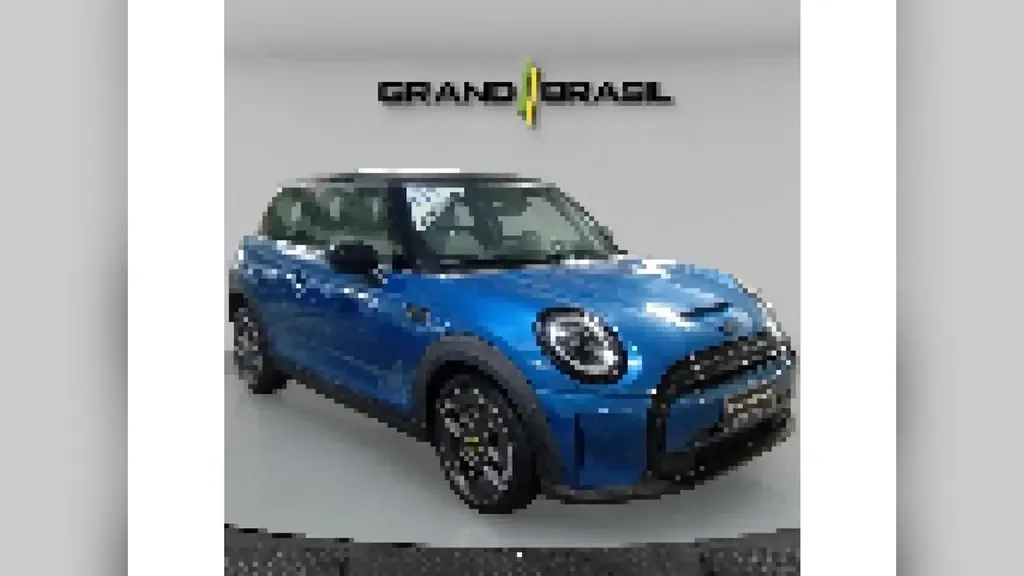 Foto de um mini cooper se