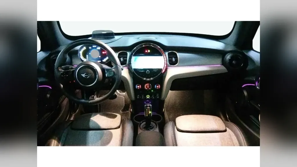 Mini Cooper SE - Imagem 9