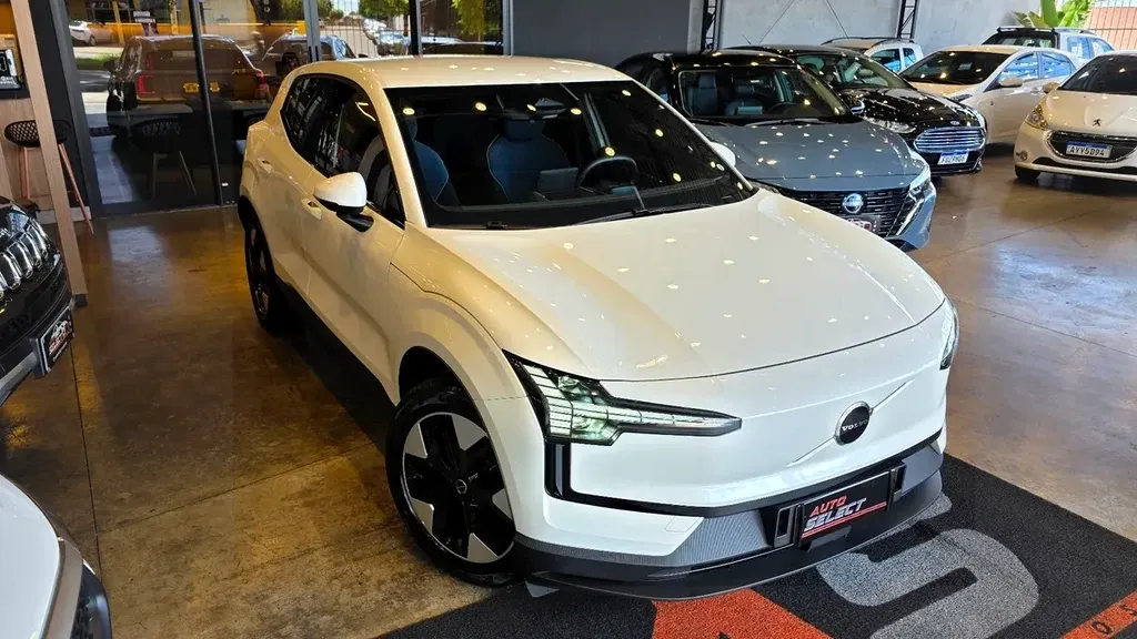 Volvo EX30 - Imagem 4
