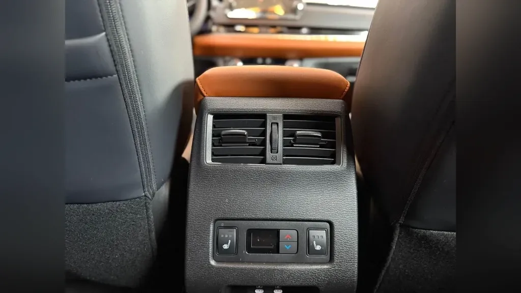 Mitsubishi Outlander - Imagem 20