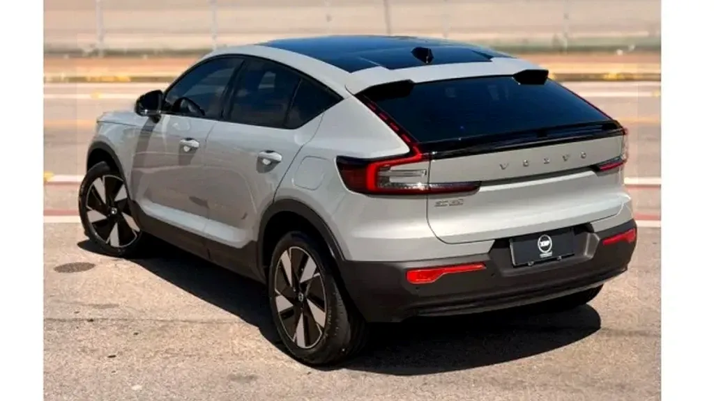 Volvo Ec40 - Imagem 7