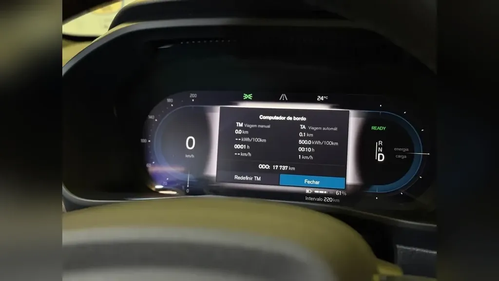 Volvo XC40 Recharge - Imagem 9