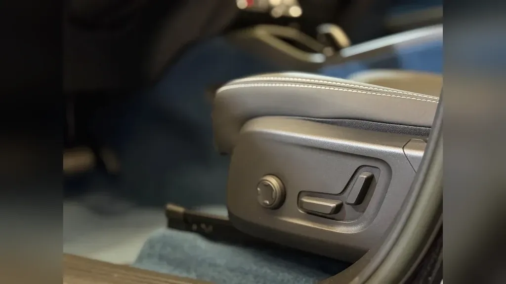 Volvo XC40 Recharge - Imagem 19