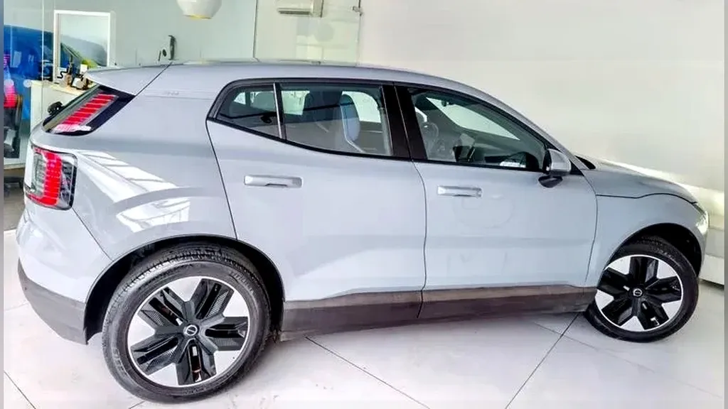 Volvo EX30 - Imagem 7