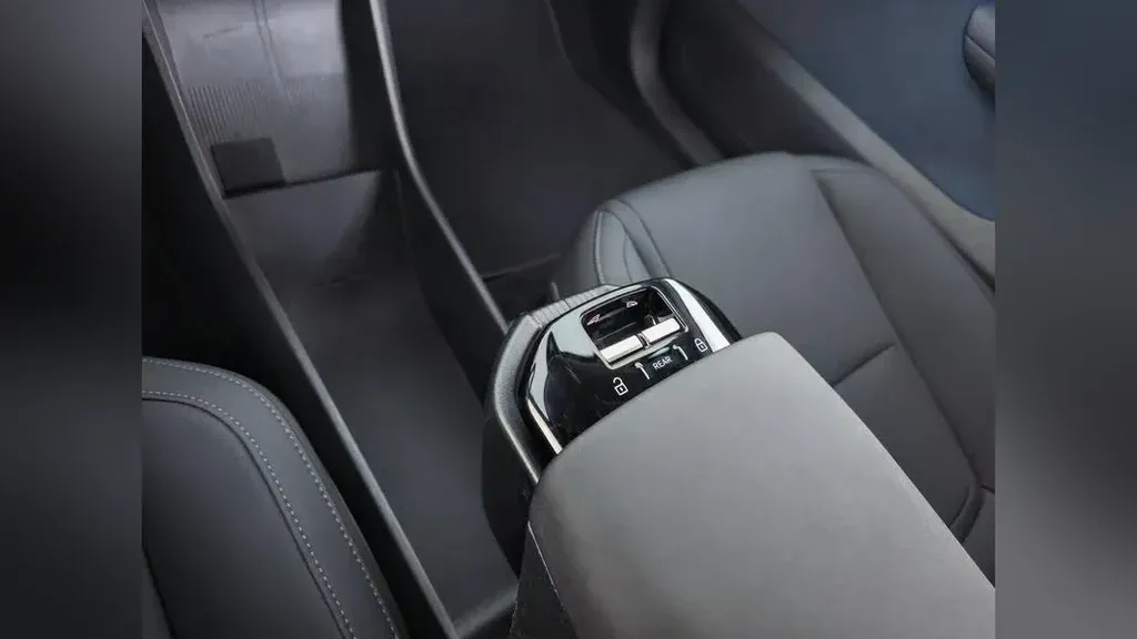 Volvo EX30 - Imagem 11