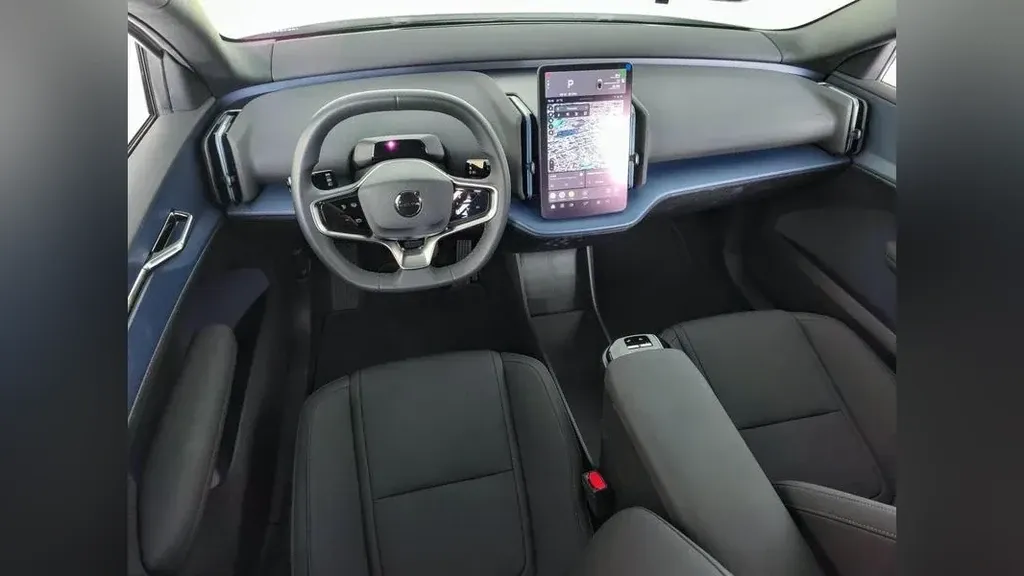 Volvo EX30 - Imagem 12