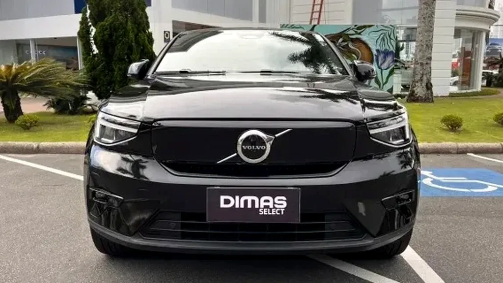 Volvo C40 Recharge - Imagem 8