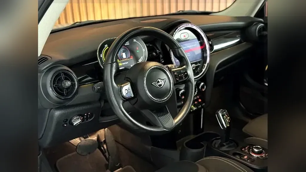 Mini Cooper SE - Imagem 5