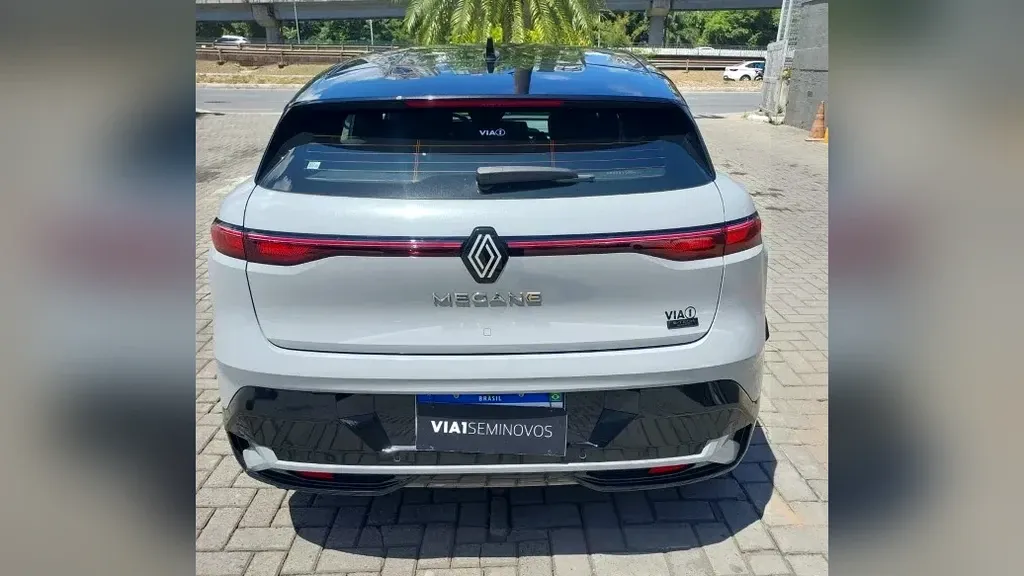 Renault Megane E-tech Electric - Imagem 5
